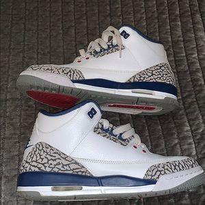 Jordan Retro 3 true blue